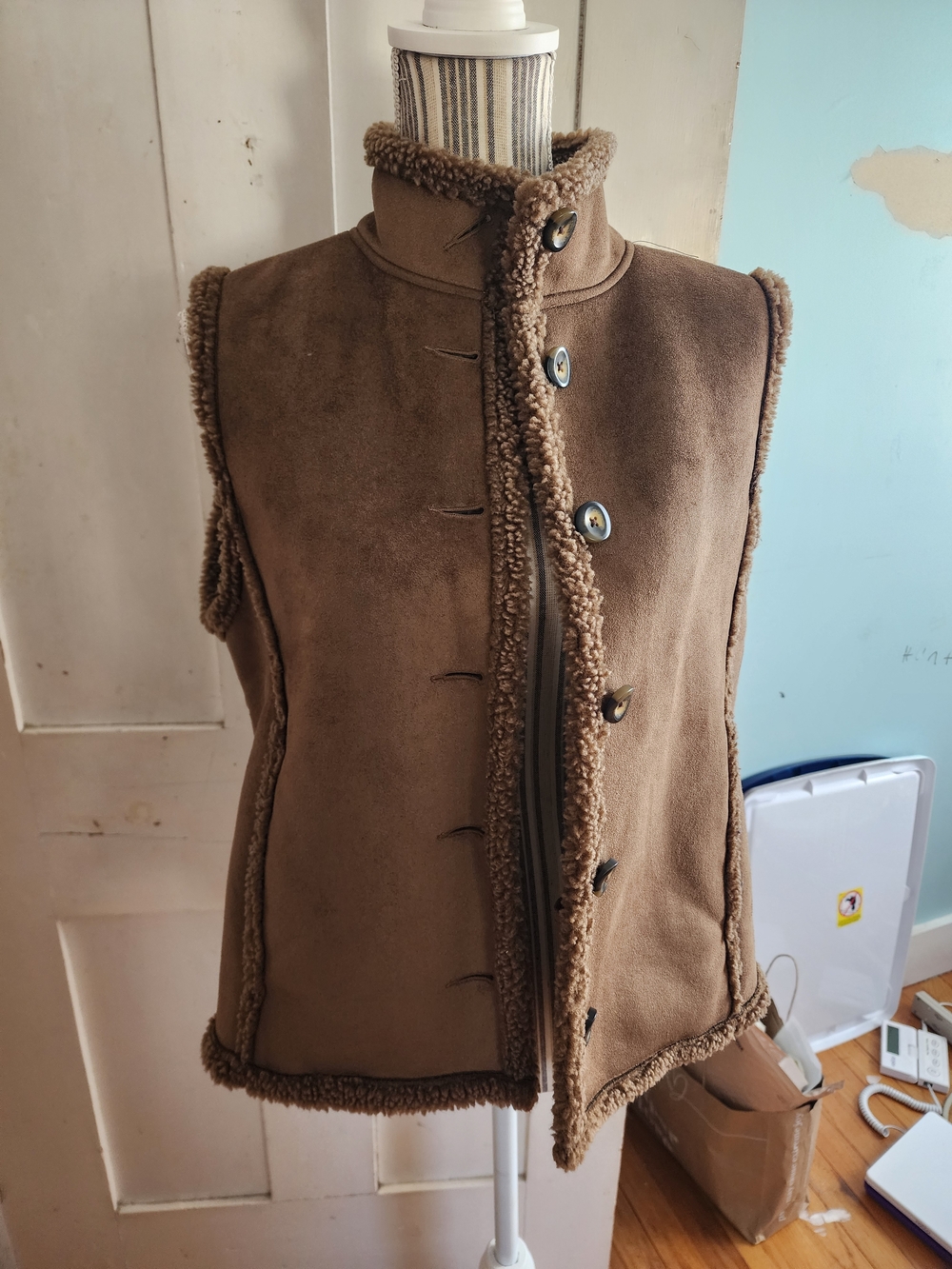 L.L. Bean Brown Sherpa-Lined Suede Vest MP